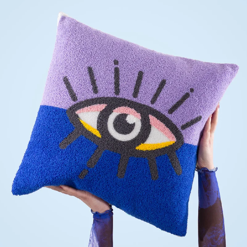 All Eyes On You Boucle Cushion Lilac/Blue