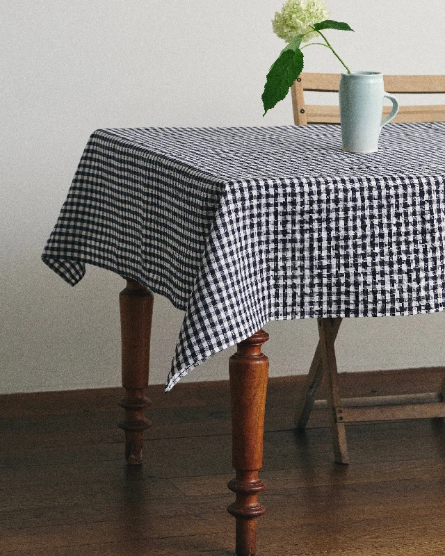 Tablecloth: Navy White Check