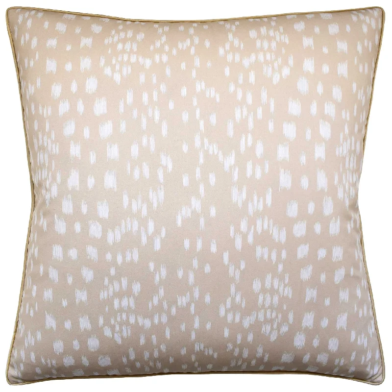 Les Touches Design Throw Pillow