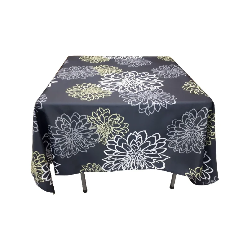 70'' x 70'' tablecloth (cleo pattern)